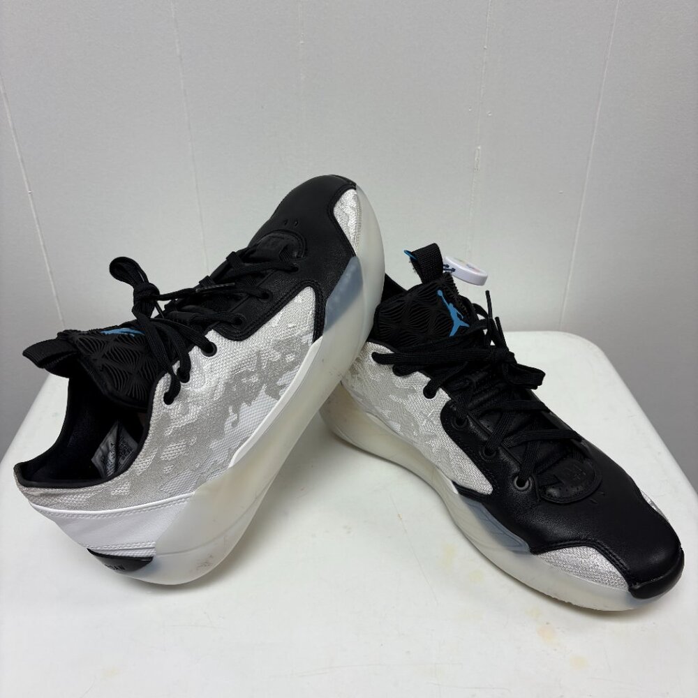Jordan 39 Croix (FQ0213-100), Size 11.5
